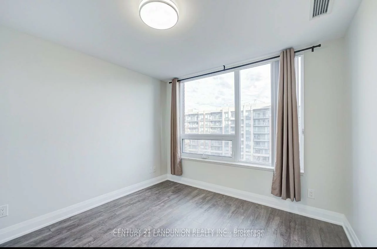18, Uptown, Unionville, Markham