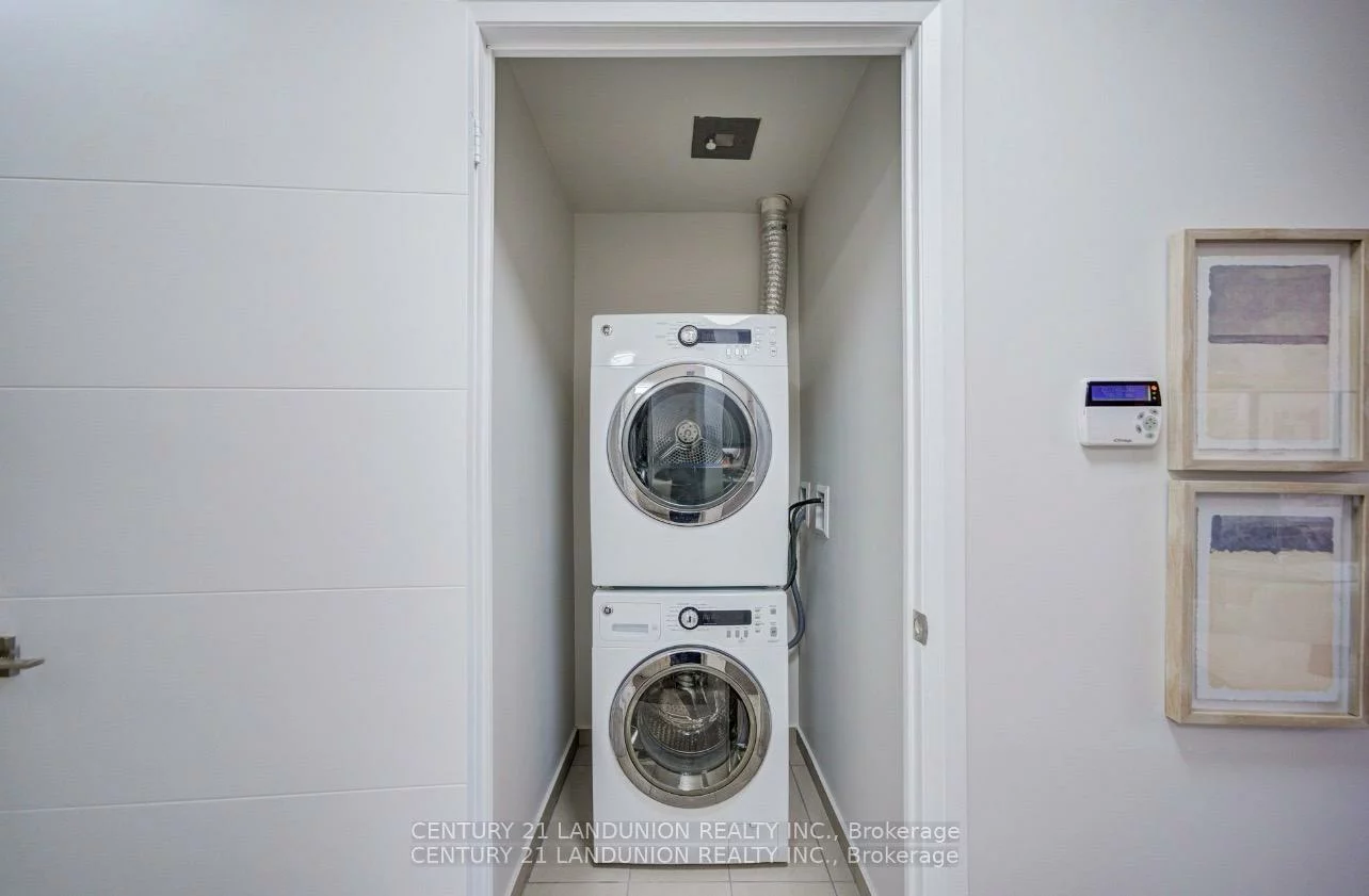 18, Uptown, Unionville, Markham