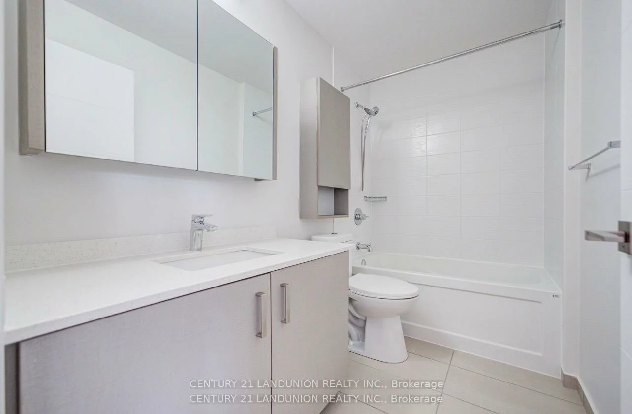 18, Uptown, Unionville, Markham