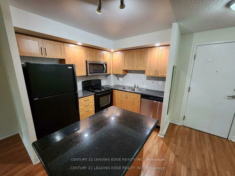 33, Cox, Unionville, Markham