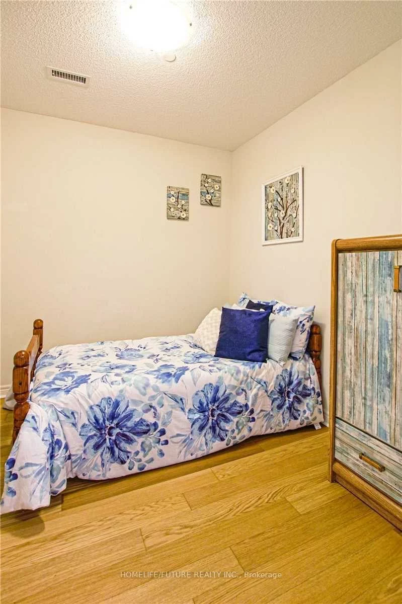 7400, Markham, Middlefield, Markham