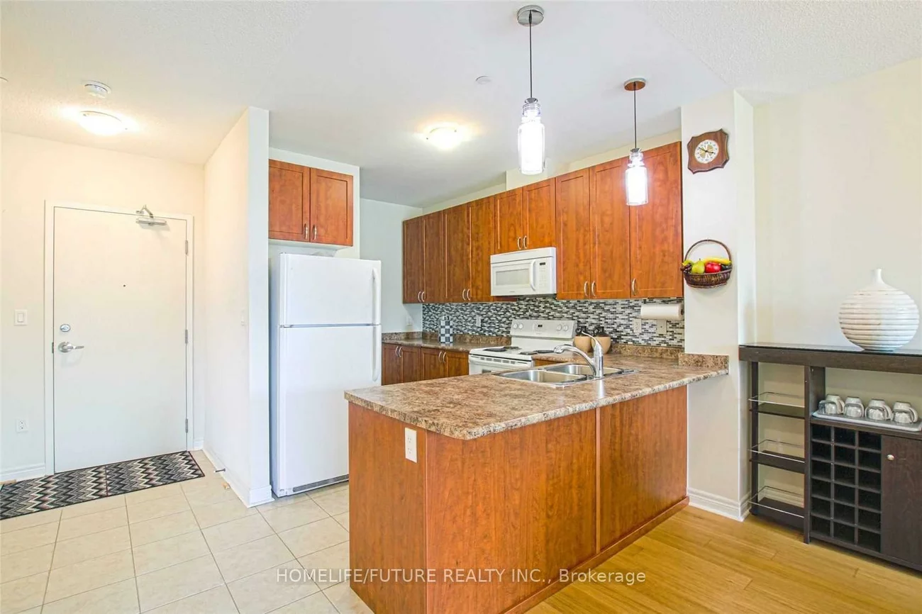 7400, Markham, Middlefield, Markham