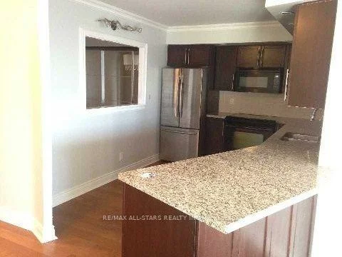 23, Cox, Unionville, Markham