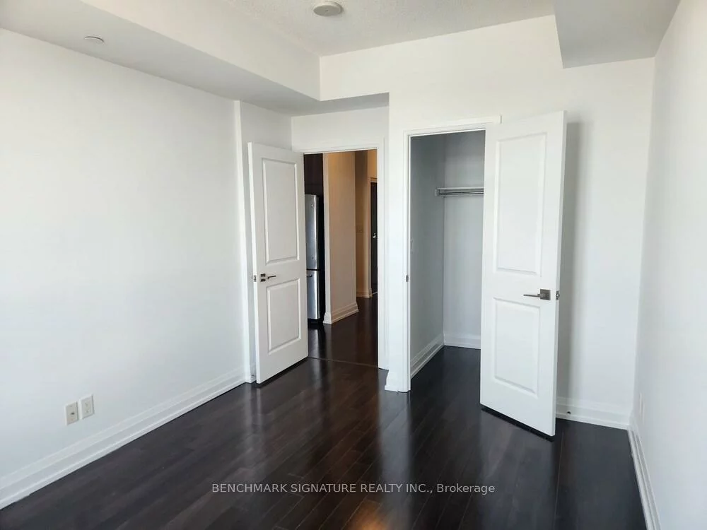 7161, Yonge, Thornhill, Markham