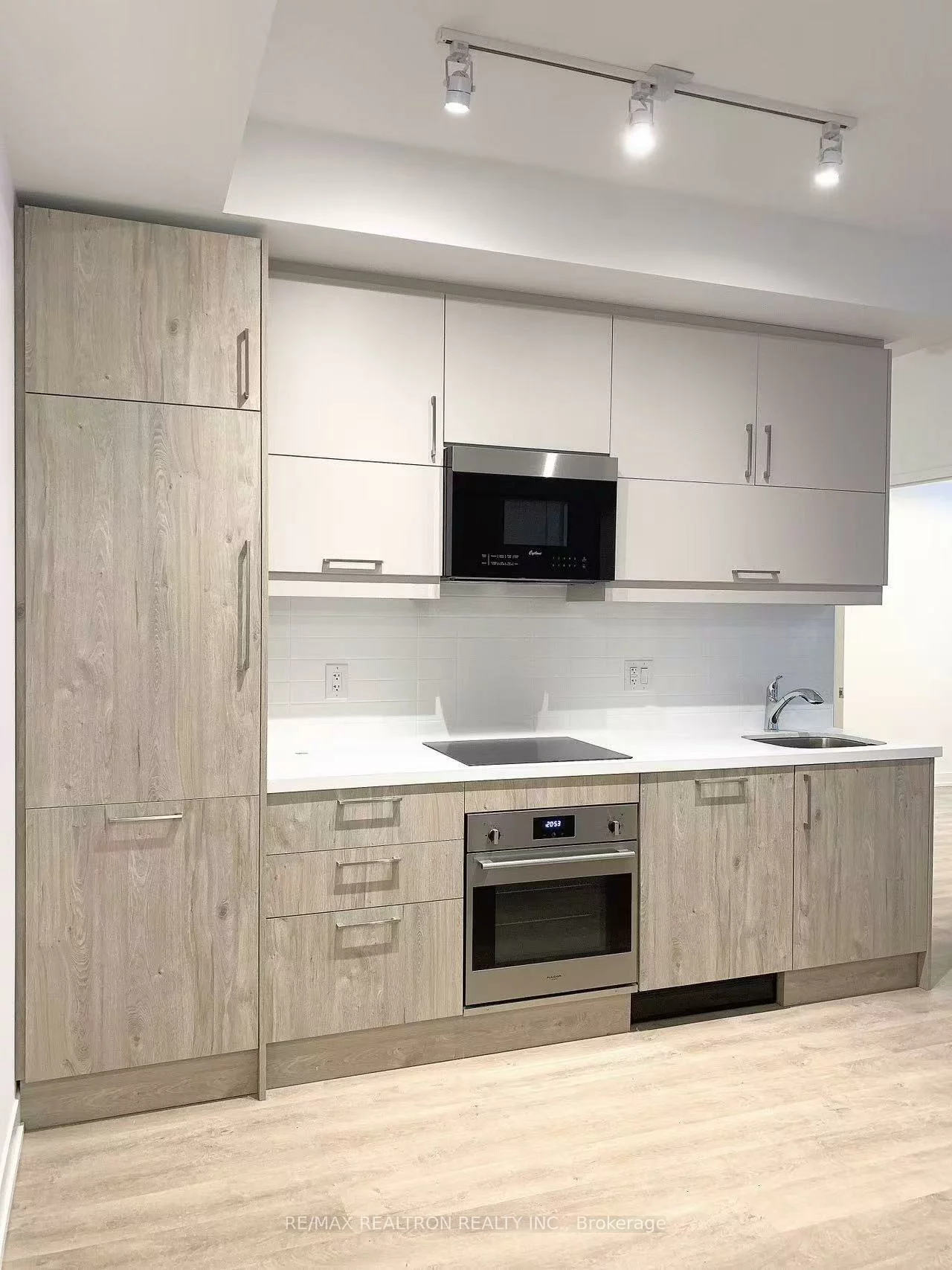 8119, Birchmount, Unionville, Markham