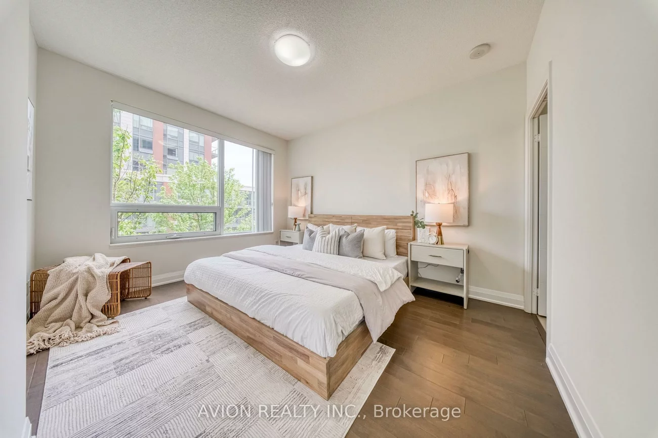 28, Uptown, Unionville, Markham