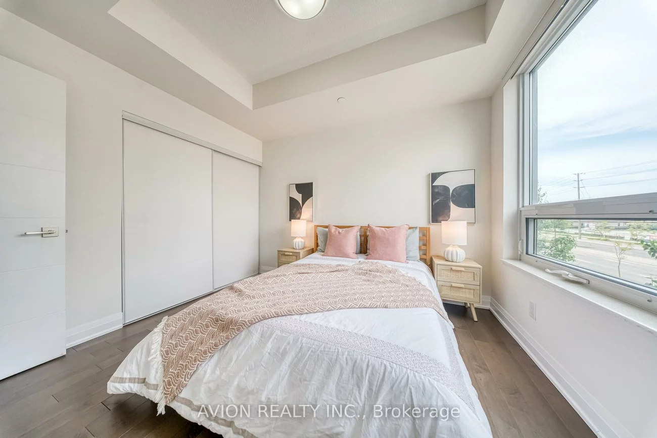 28, Uptown, Unionville, Markham