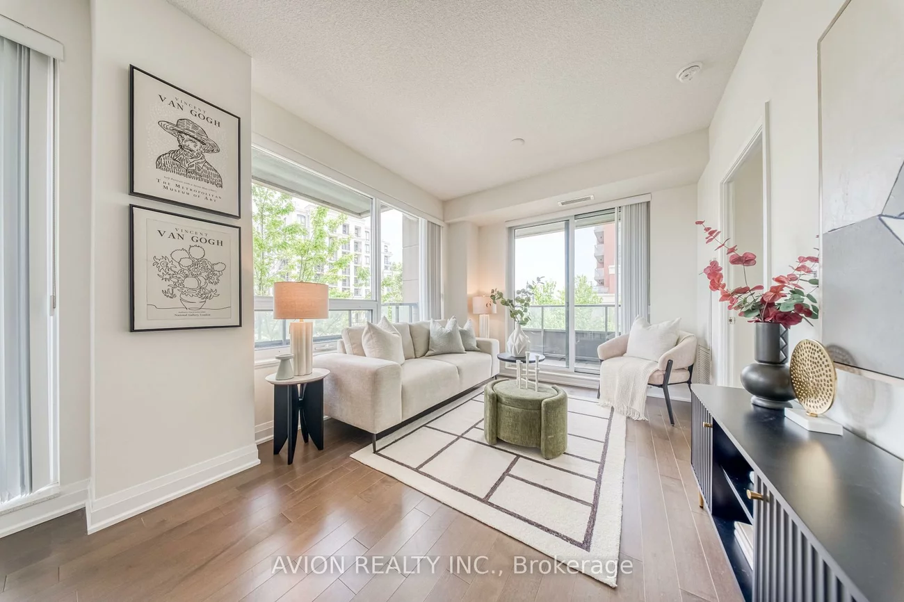 28, Uptown, Unionville, Markham