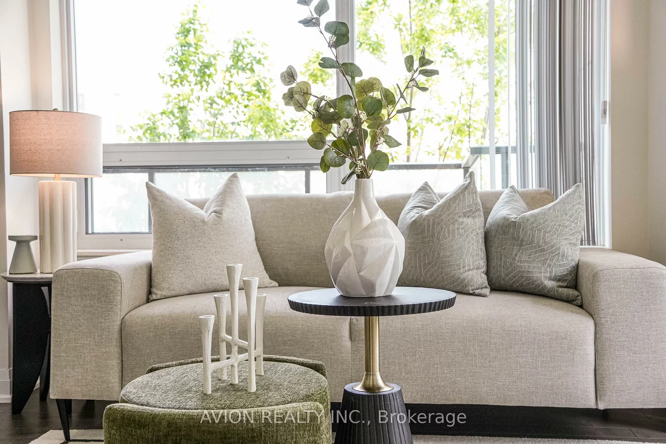 28, Uptown, Unionville, Markham