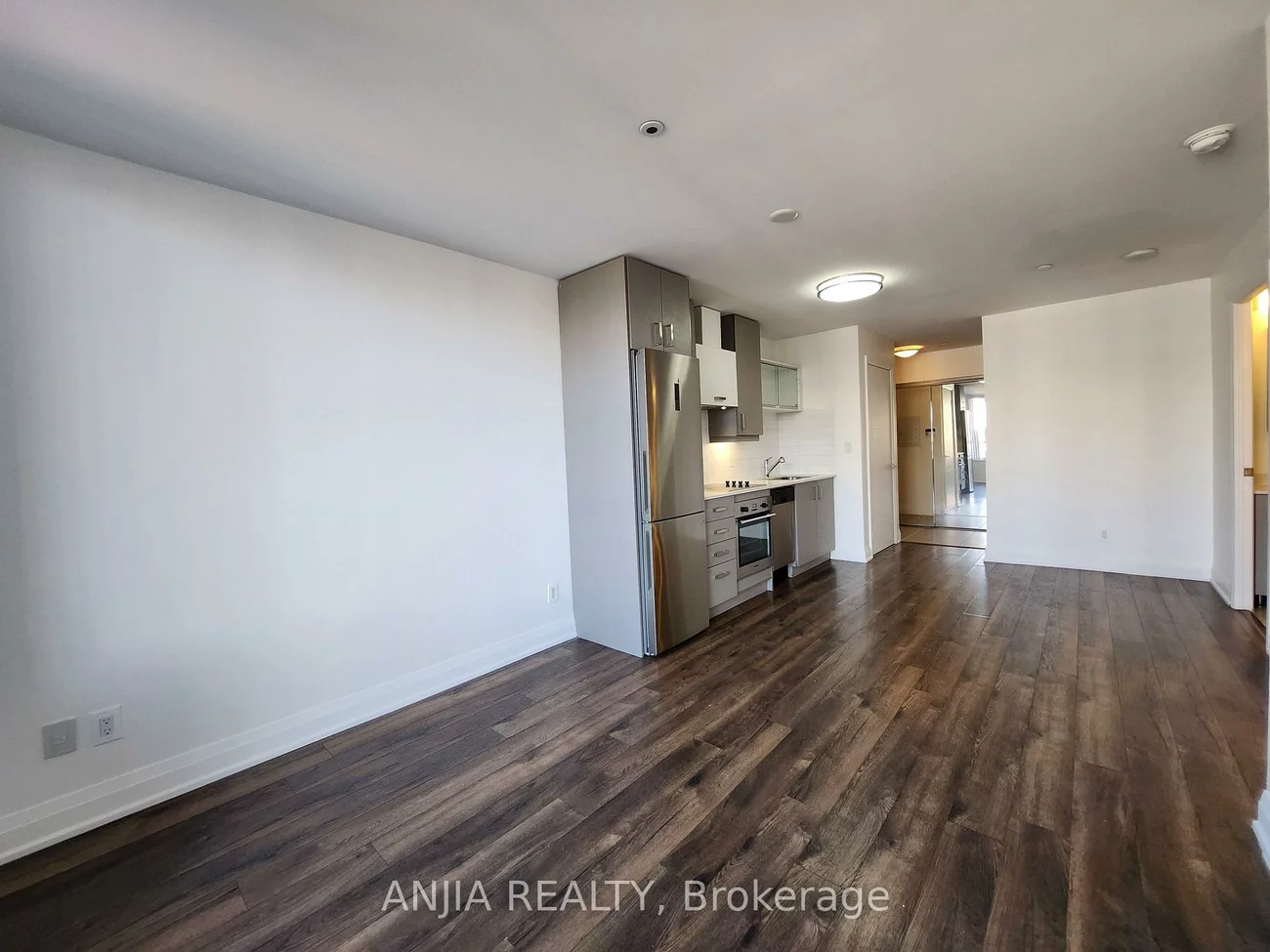 18, UPTOWN, Unionville, Markham