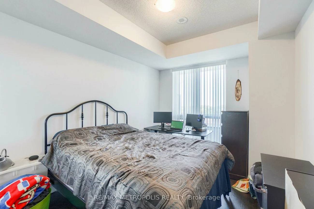 9582, Markham, Wismer, Markham