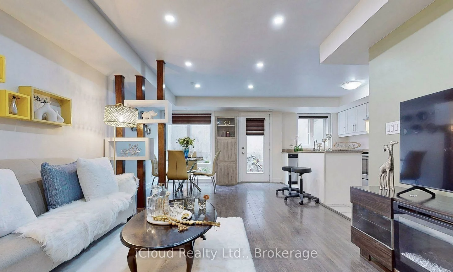 55, Lindcrest, Cornell, Markham