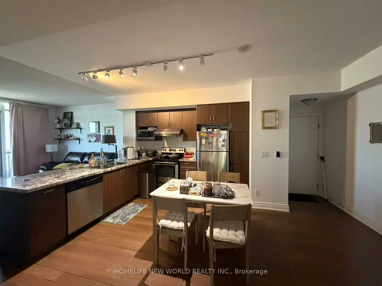 89, South Town Centre, Unionville, Markham