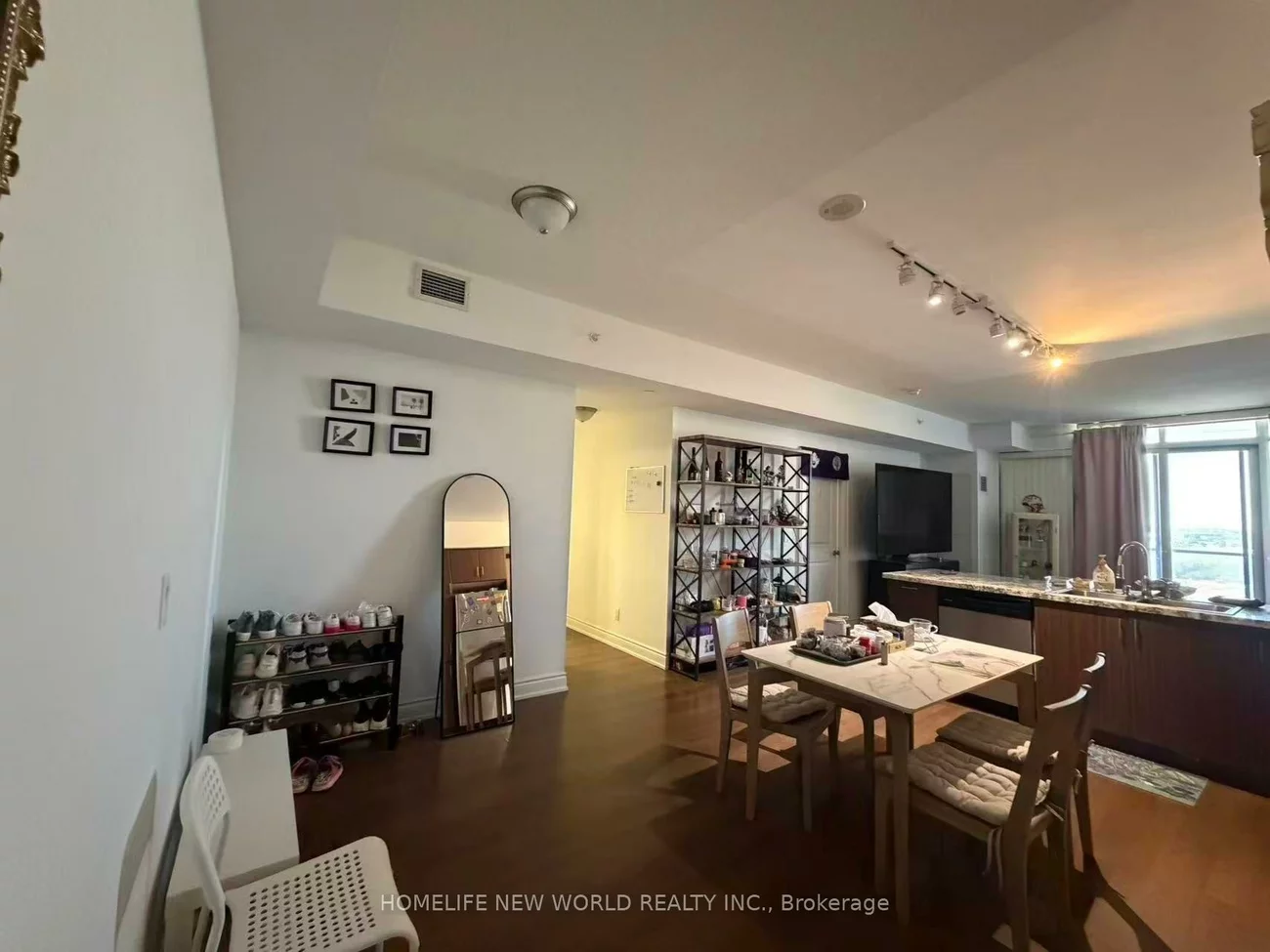 89, South Town Centre, Unionville, Markham