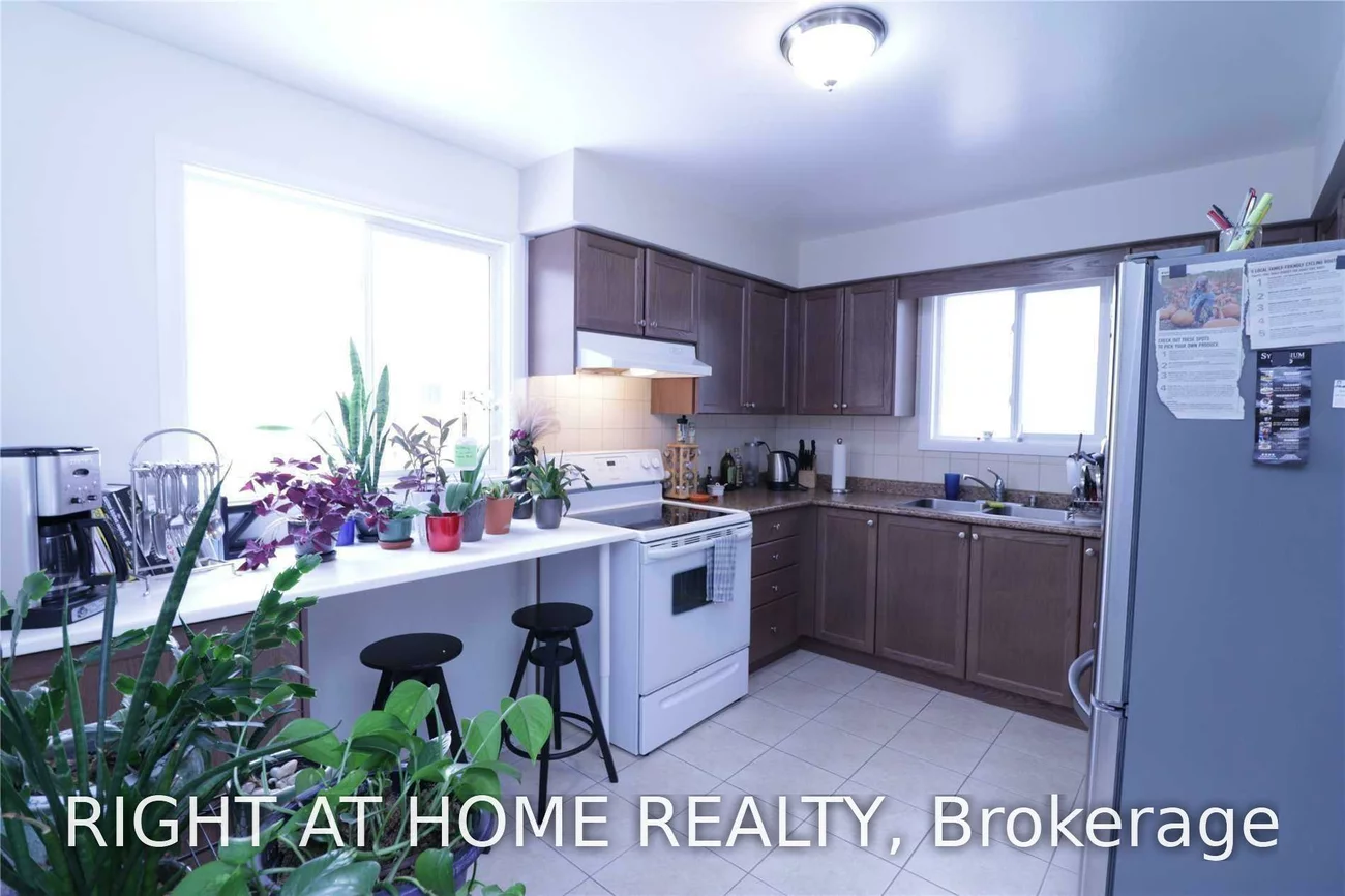 29, New Port, Thornhill, Markham