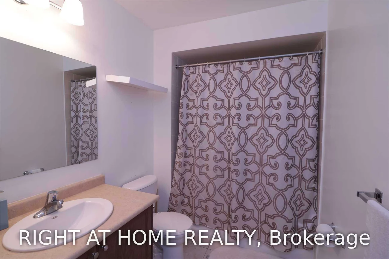 29, New Port, Thornhill, Markham
