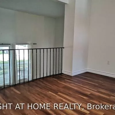 29, New Port, Thornhill, Markham