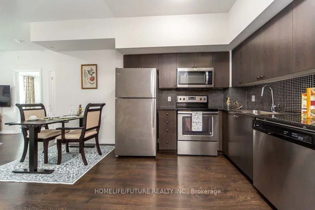 9560, Markham, Wismer, Markham