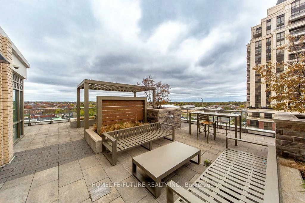 9560, Markham, Wismer, Markham