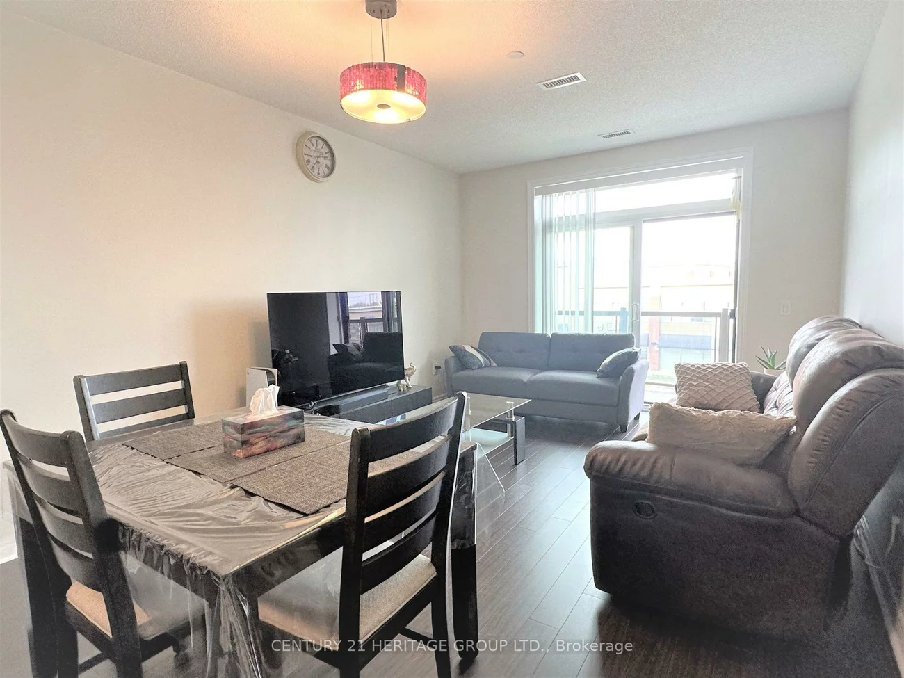 7325, Markham, Cedarwood, Markham