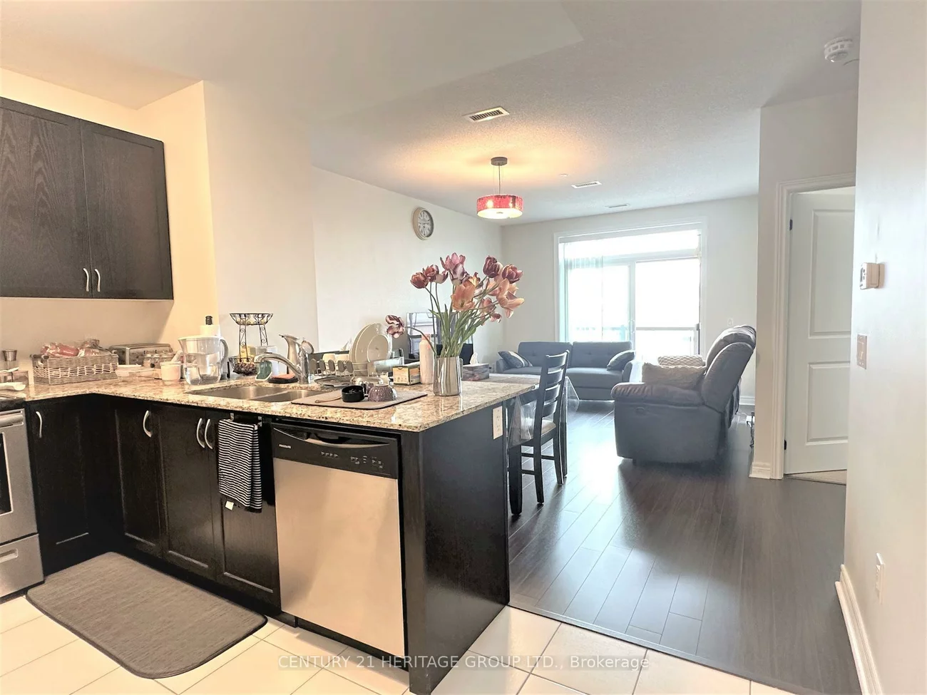 7325, Markham, Cedarwood, Markham