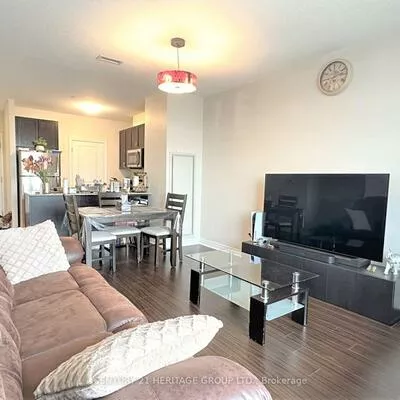 7325, Markham, Cedarwood, Markham