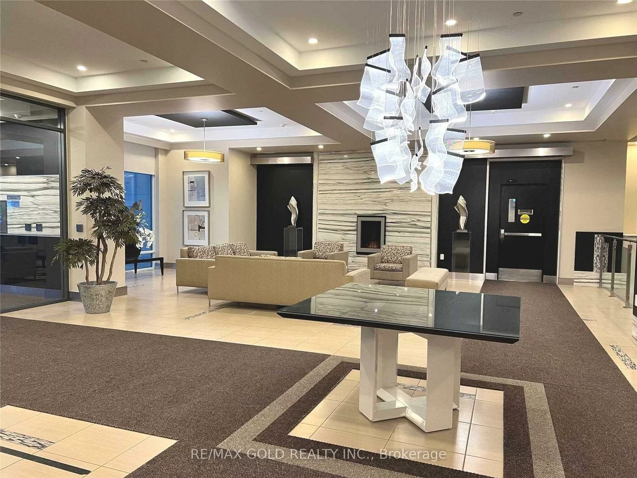 75, South Town Centre, Unionville, Markham