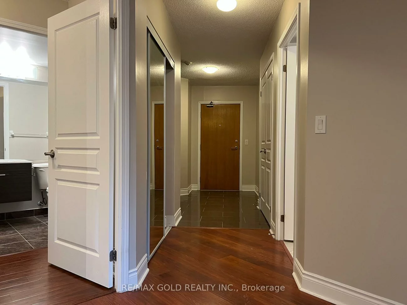 75, South Town Centre, Unionville, Markham