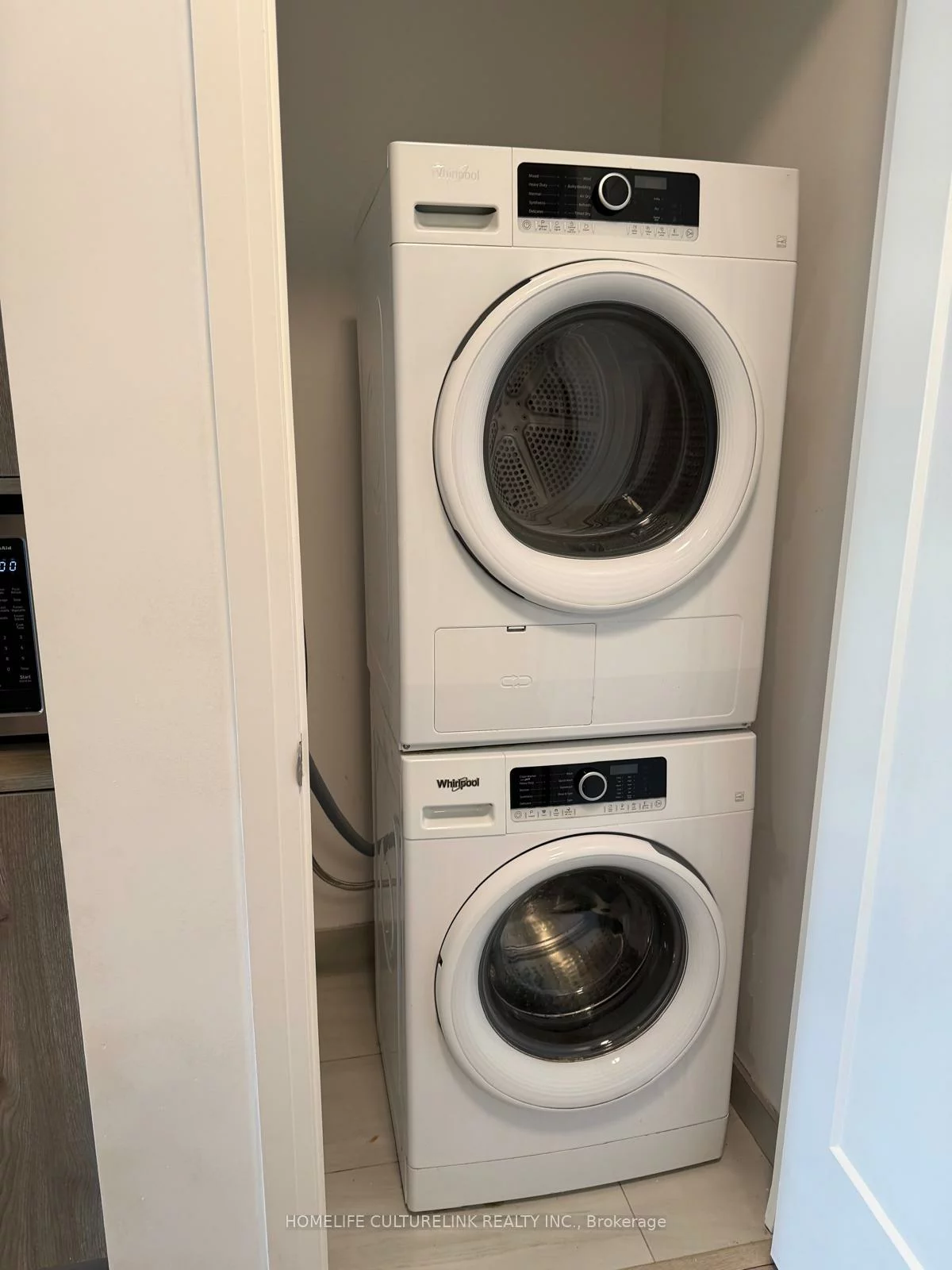 38, Water Walk, Unionville, Markham