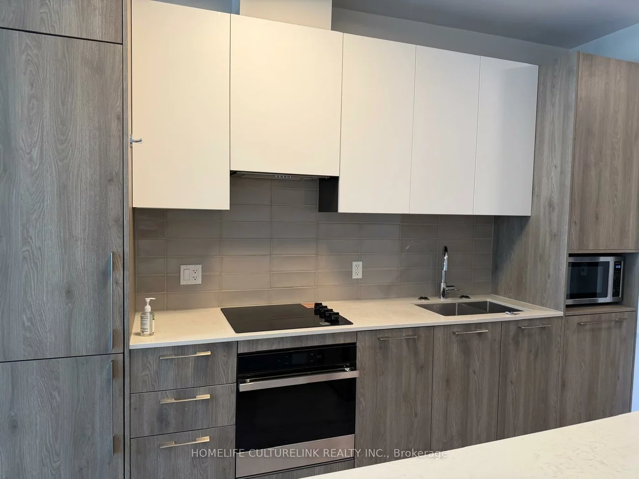 38, Water Walk, Unionville, Markham
