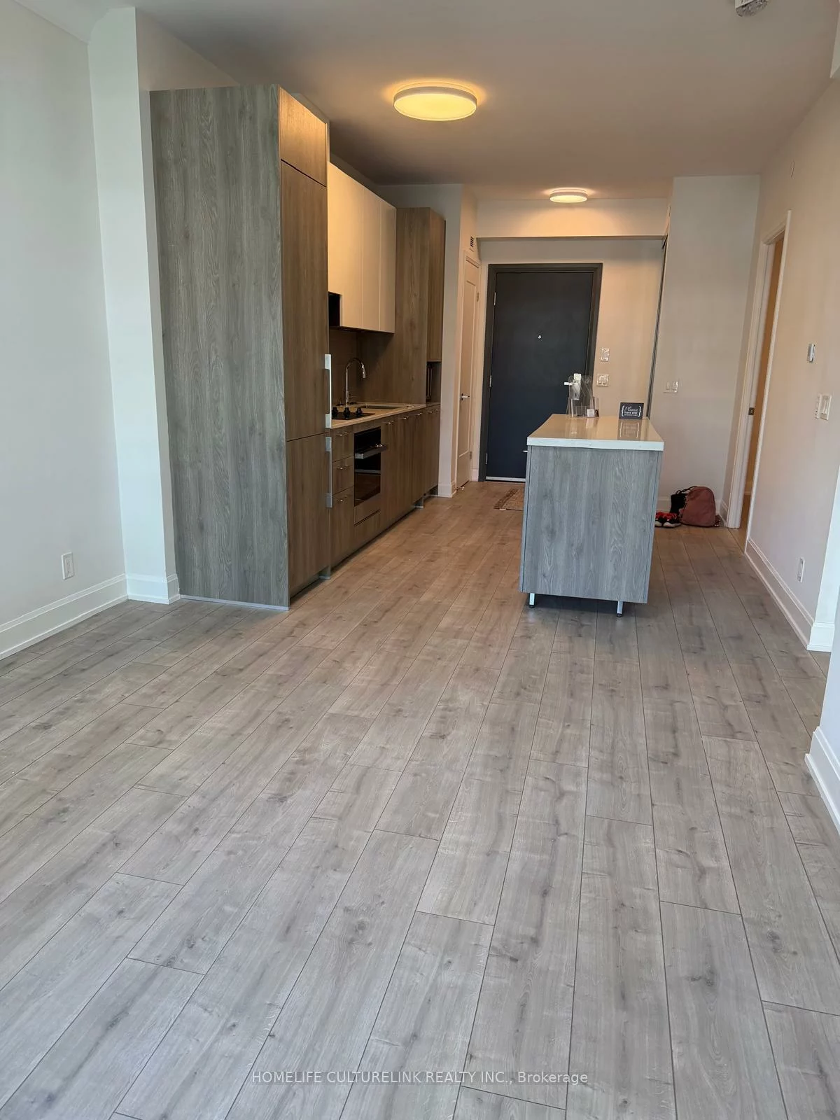 38, Water Walk, Unionville, Markham
