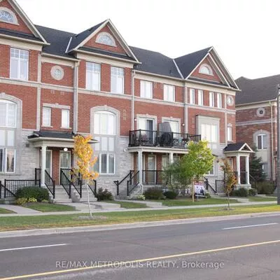 2127, Bur Oak, Greensborough, Markham