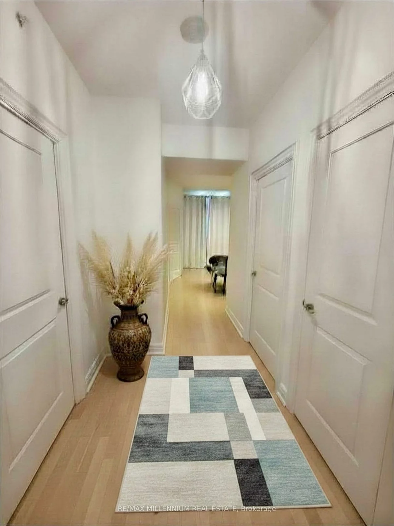 89, South Town Centre, Unionville, Markham