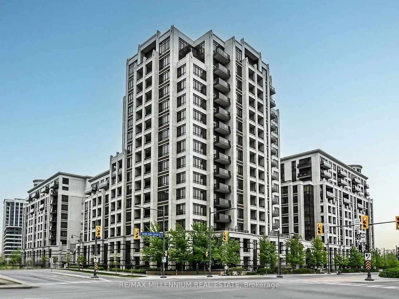 89, South Town Centre, Unionville, Markham