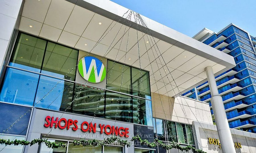 7161, YONGE, Thornhill, Markham