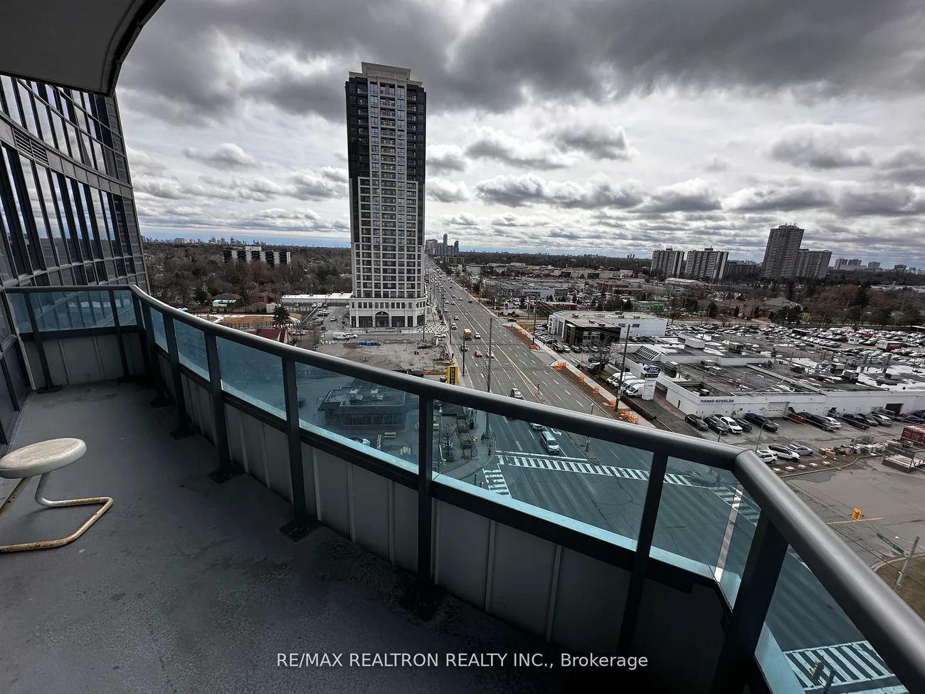 7161, Yonge, Grandview, Markham