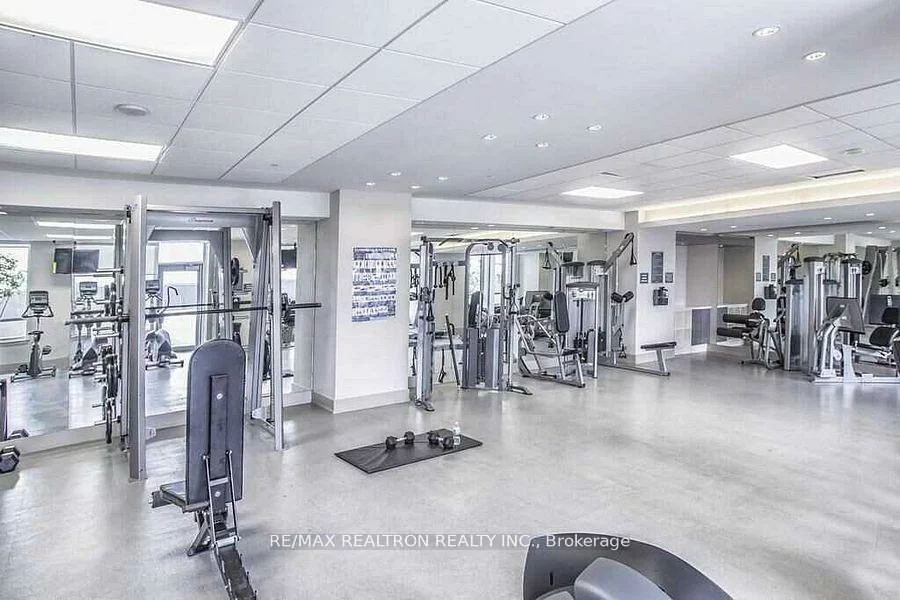 7161, Yonge, Grandview, Markham