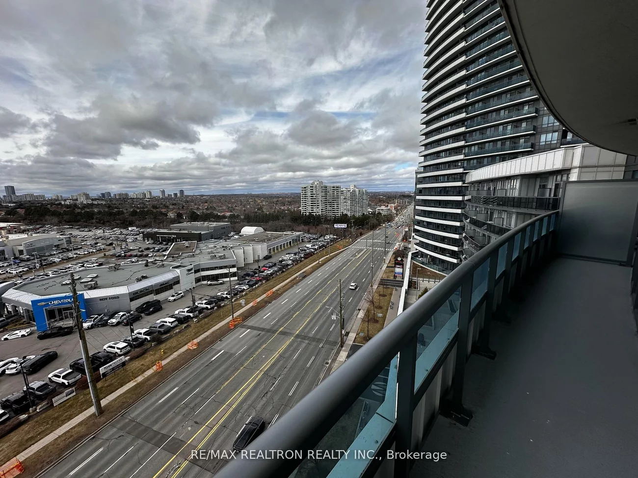 7161, Yonge, Grandview, Markham