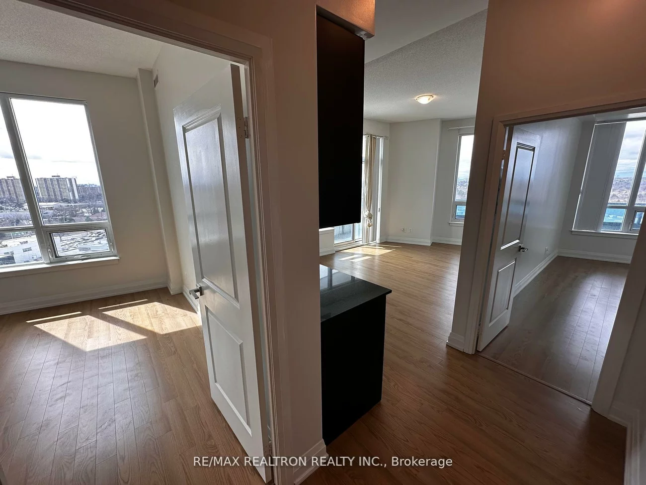 7161, Yonge, Grandview, Markham
