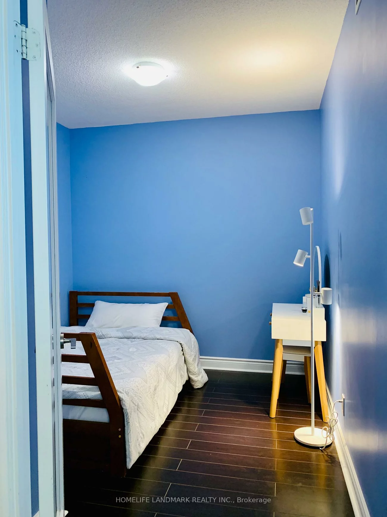 23, Cox, Unionville, Markham