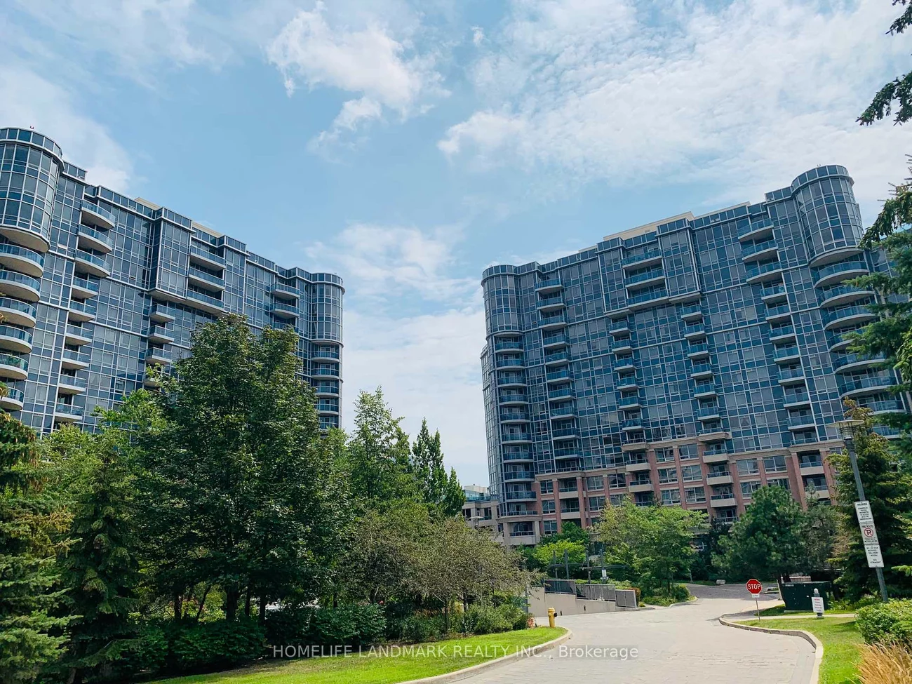23, Cox, Unionville, Markham