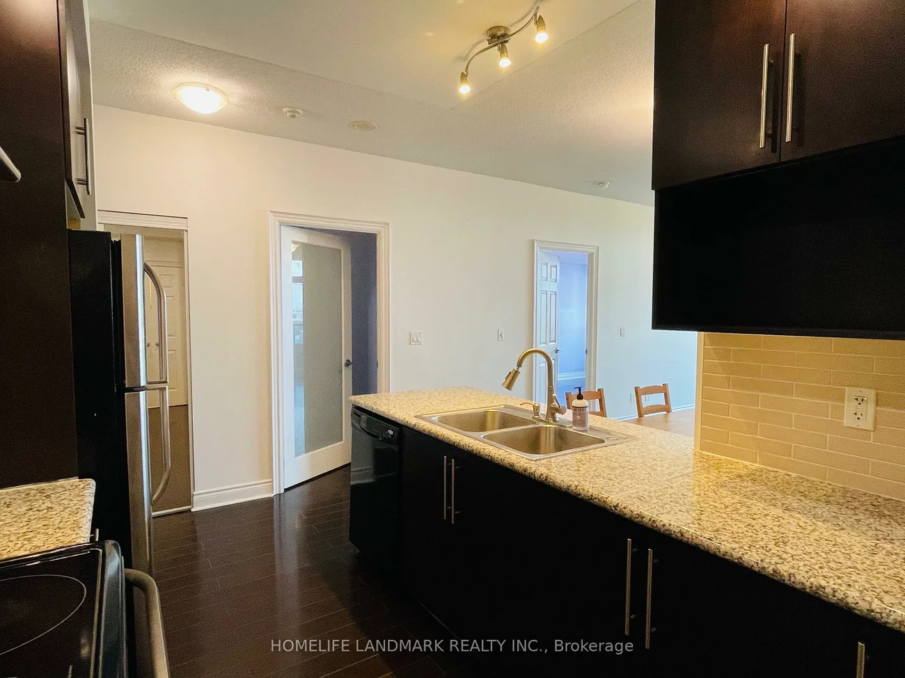 23, Cox, Unionville, Markham