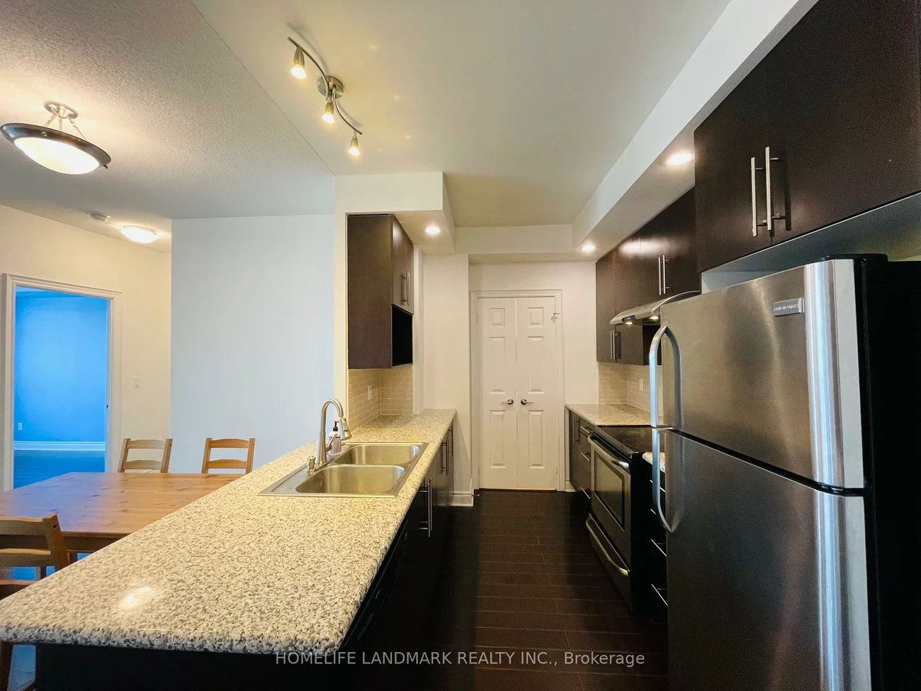 23, Cox, Unionville, Markham
