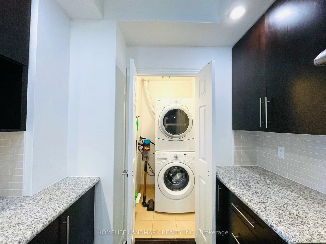 23, Cox, Unionville, Markham
