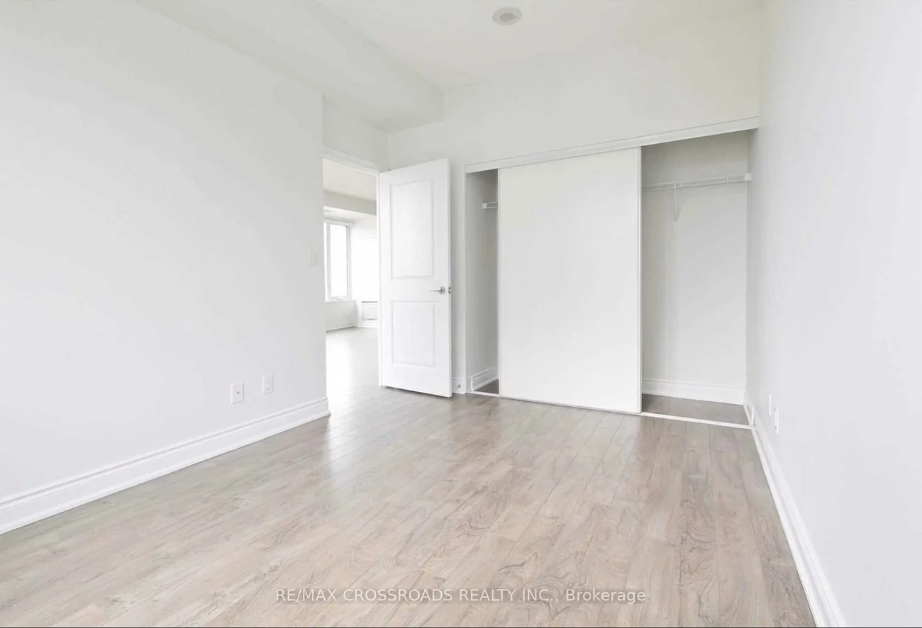 325, South Park, Commerce Valley, Markham