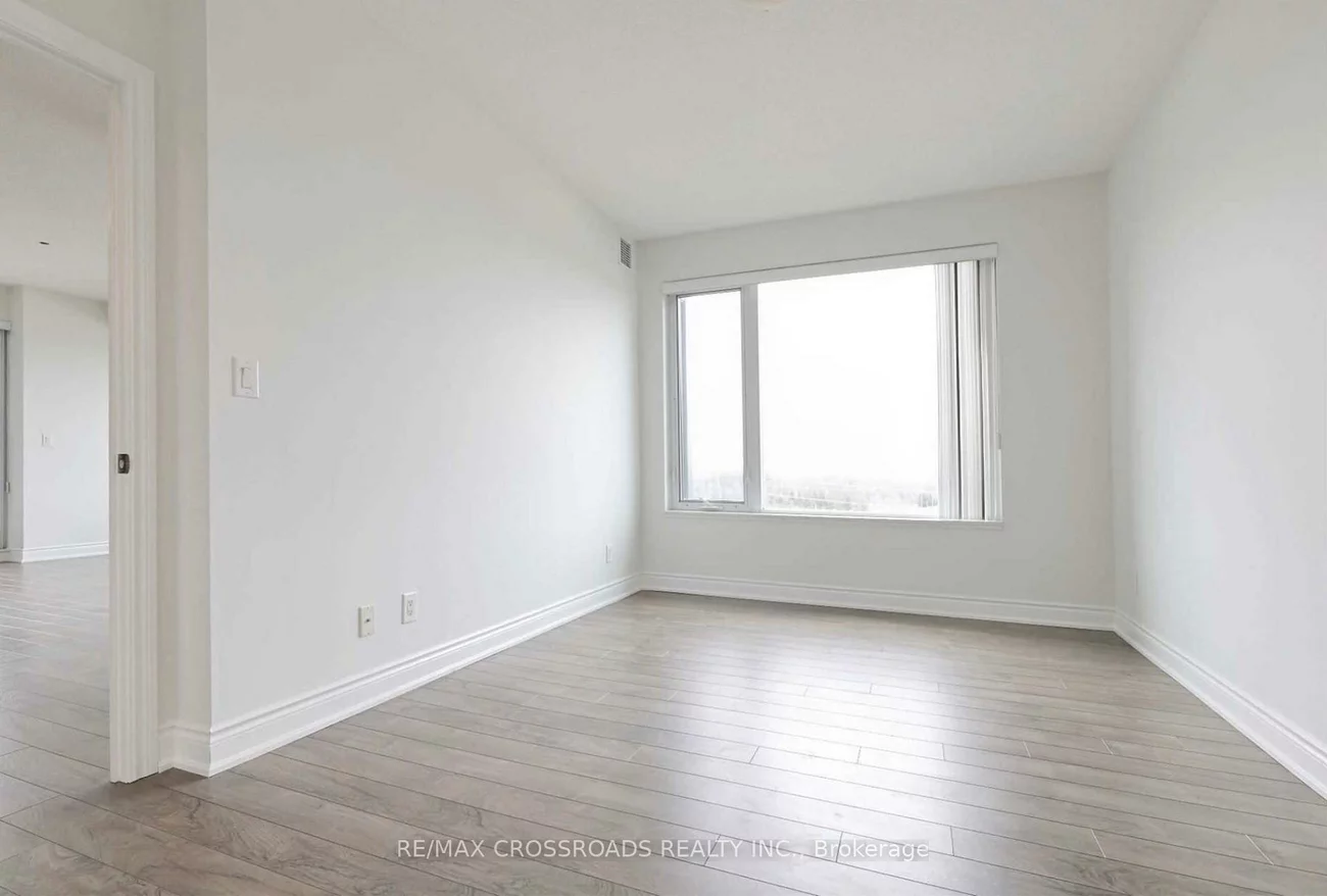 325, South Park, Commerce Valley, Markham