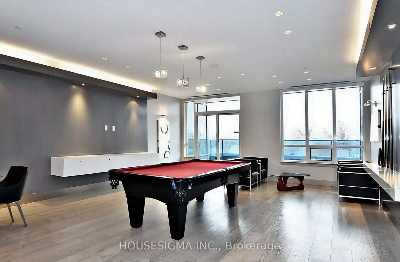 7161, Yonge, Grandview, Markham