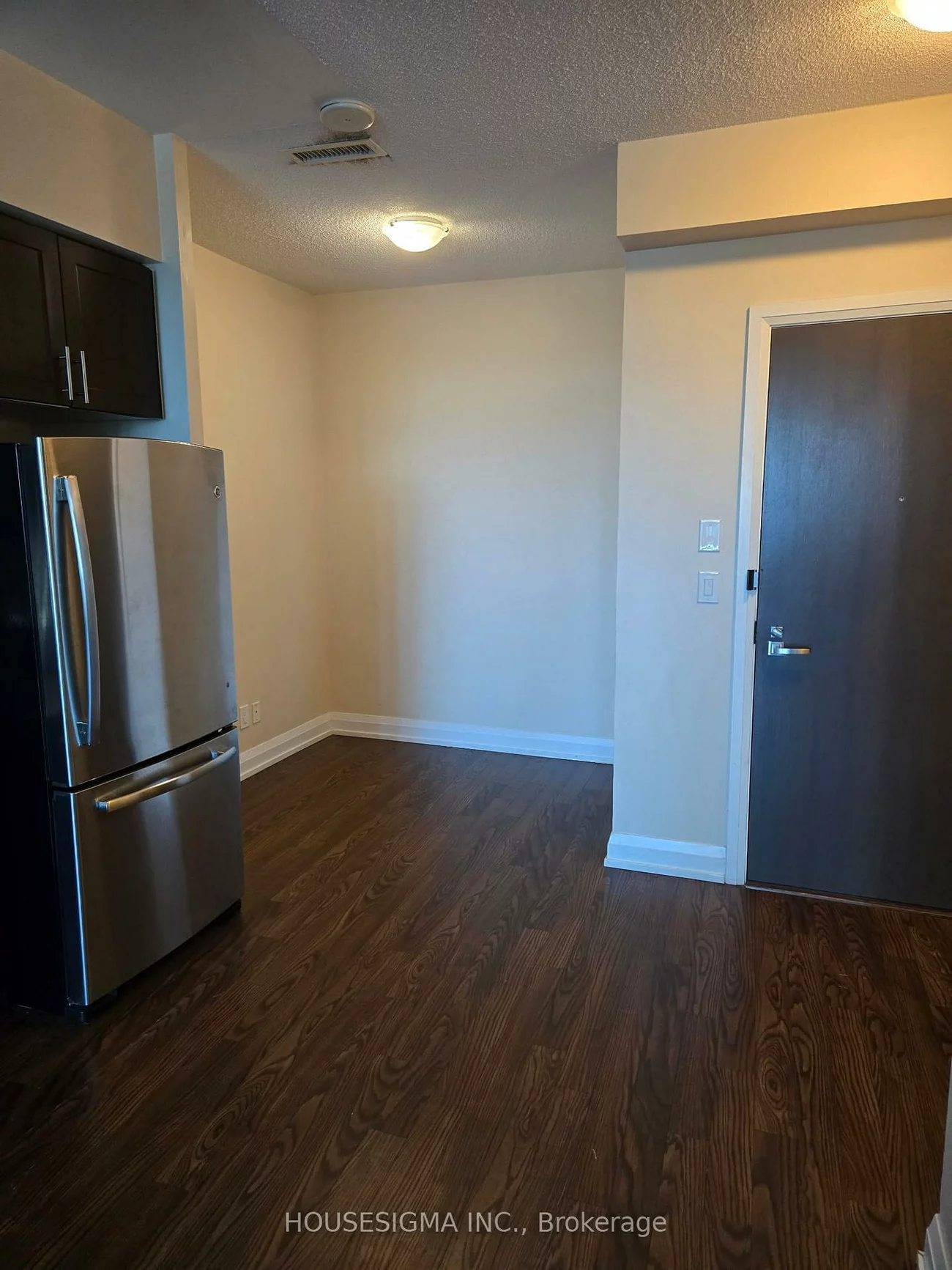 7161, Yonge, Grandview, Markham