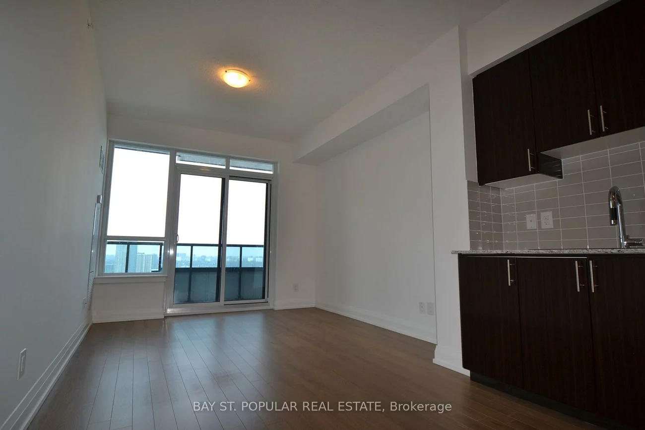 7171, Yonge, Grandview, Markham