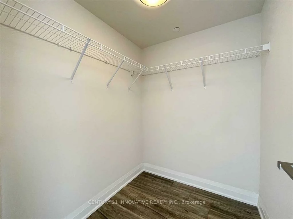 18, Uptown, Unionville, Markham